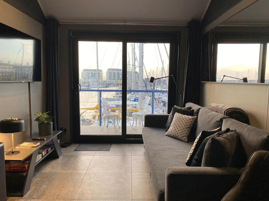 Seascape - Floating Home At Brighton Marina With Free Parking Exterior foto